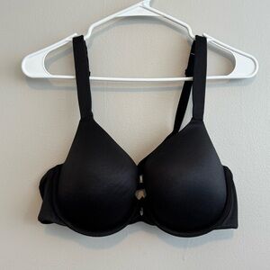 Cacique Women's Black Lightly Lined Tshirt Bra